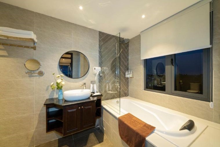 Phòng Family Suite With Balcony